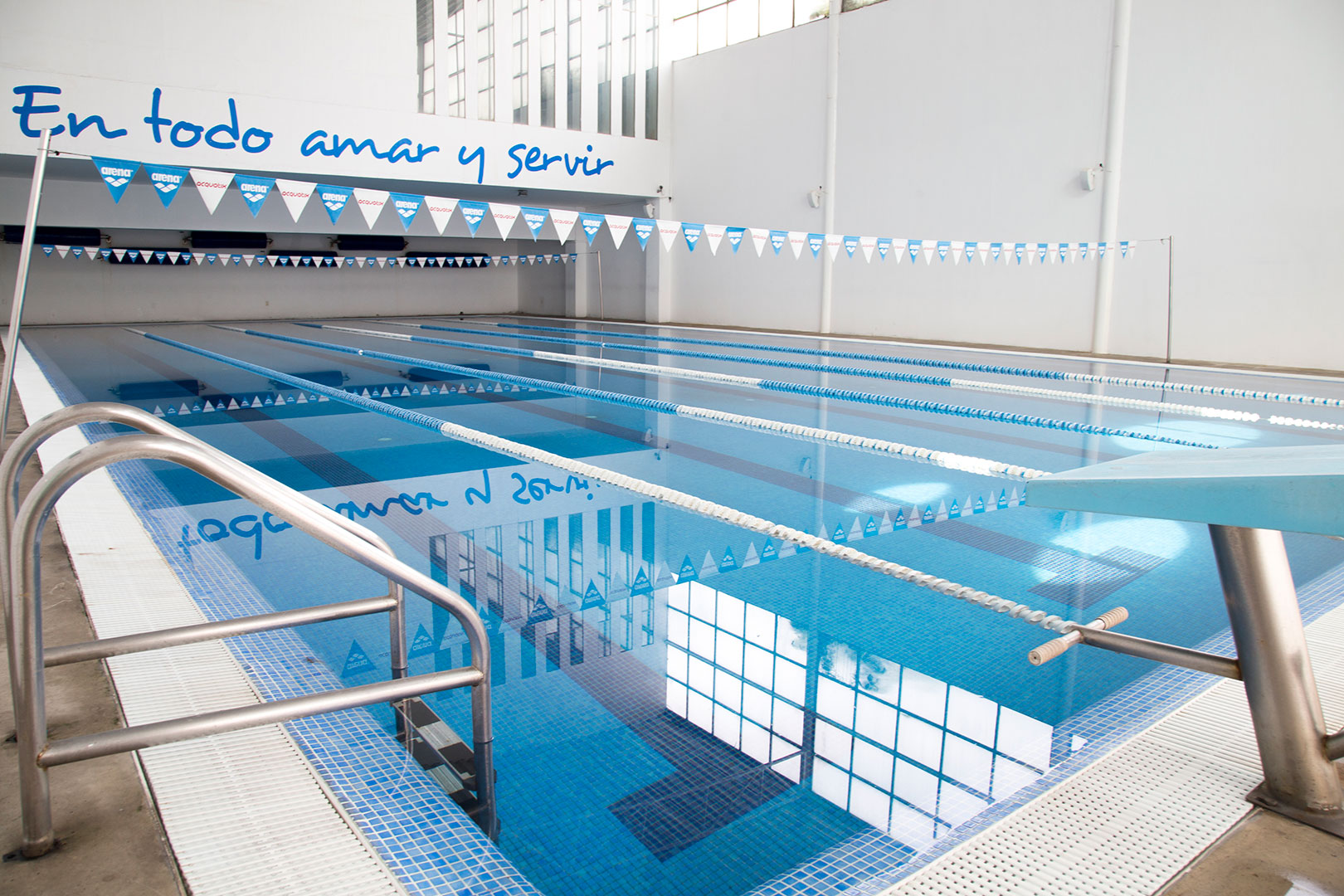 Escuela de Natación Acquatix - Escuela deportiva en Guadalajara, Jalisco - Vista 2 de 8 de las instalaciones de la academia