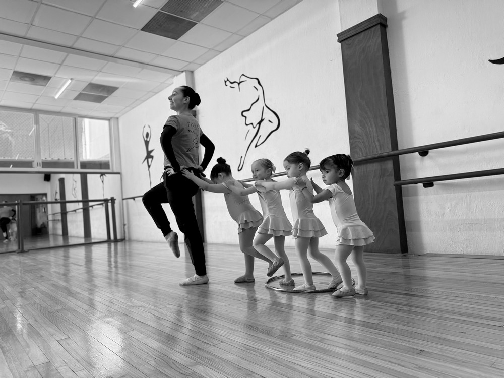 Estudio de Danza Foro - Estudio en Zapopan, Jalisco - Vista 2 de 8 de las instalaciones de la academia