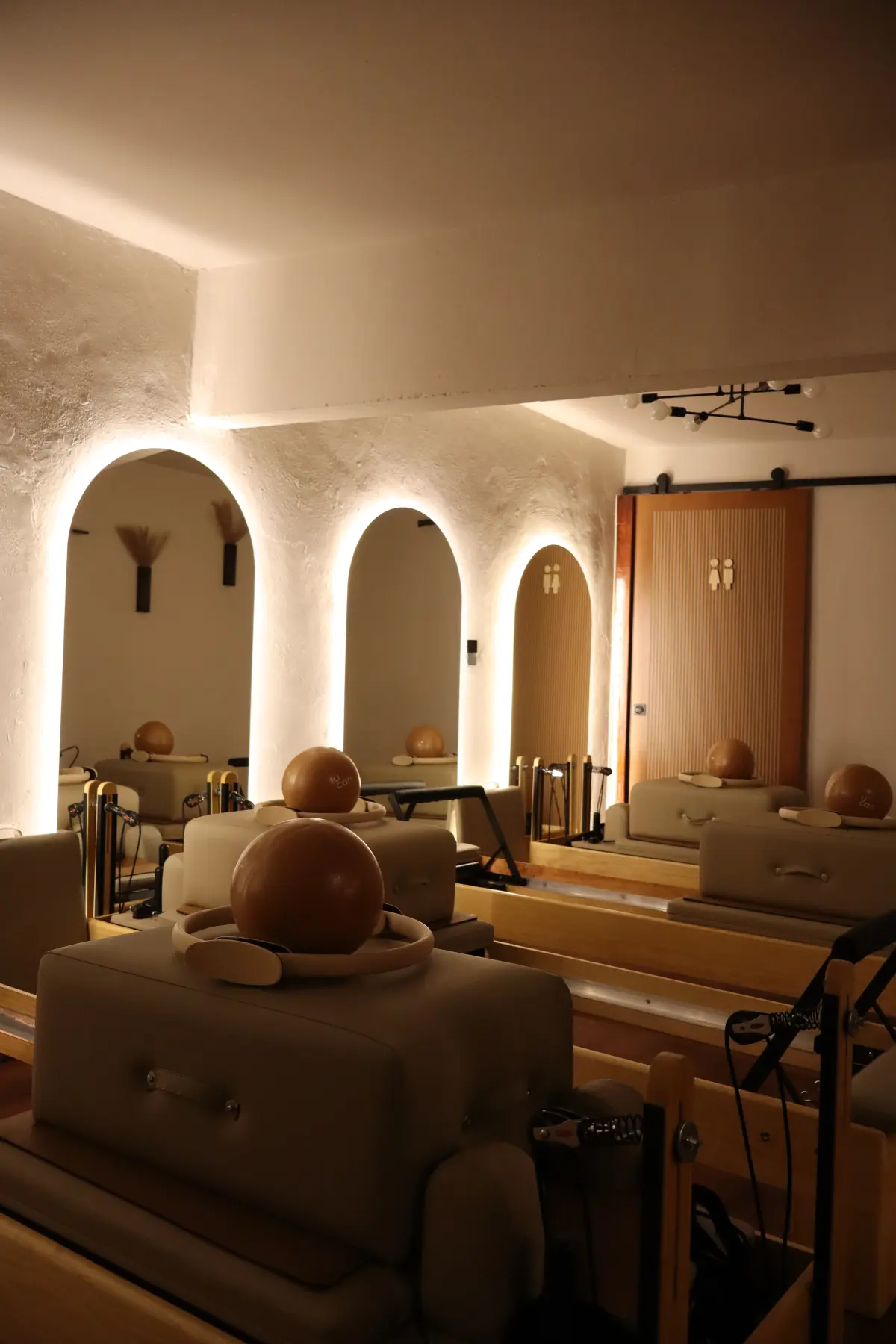 lóu Pilates Studio - Estudio en Tlalnepantla, Estado de México - Vista 6 de 8 de las instalaciones de la academia