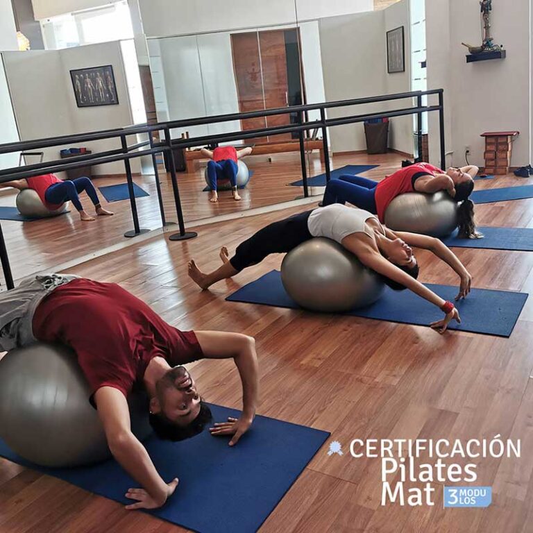 Nacer Estudio Pilates y Yoga - Estudio en Puerto Vallarta, Jalisco - Vista 2 de 8 de las instalaciones de la academia